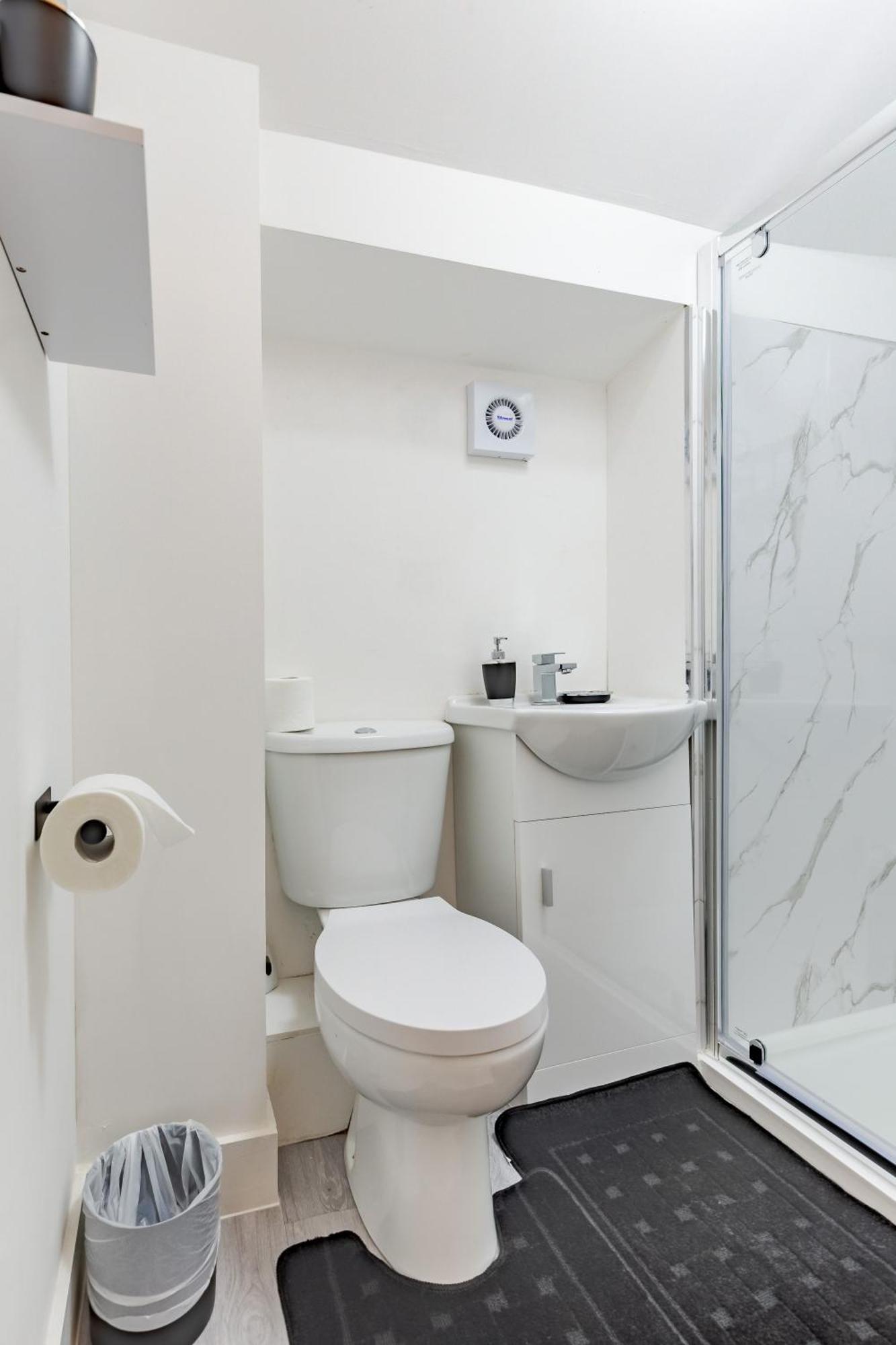 Stay Hub City Centre - Self Check-In Birmingham Bilik gambar